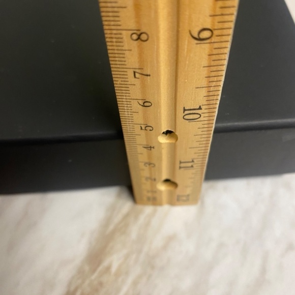 Chanel bracelet box with insert and little pillow - Picture 9 of 10